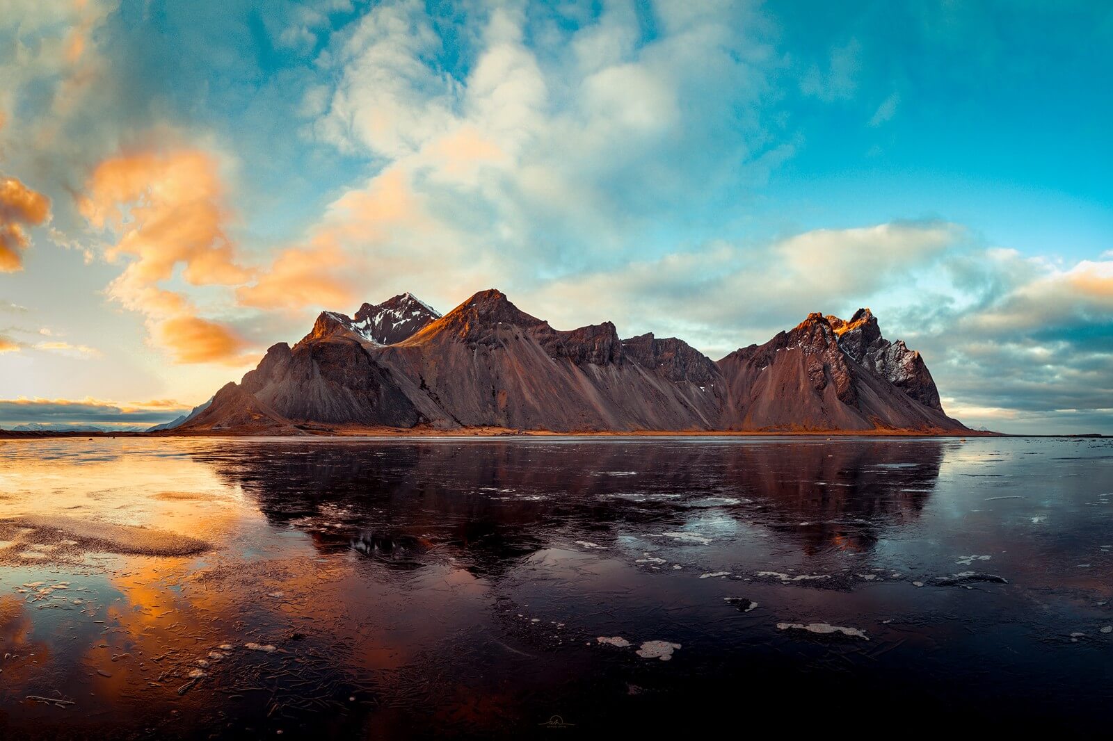 Sunset at Vestrahorn Mountain